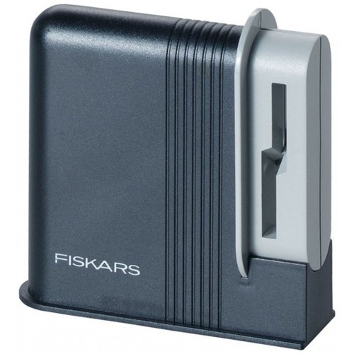 Fiskars Functional Form Ostřič Clip-Sharp (859600) 1000812 Fiskars Functional Form Ostřič Clip-Sharp (859600) 1000812