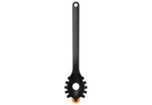 Fiskars Functional Form Naběračka na těstoviny, 29cm 1027301