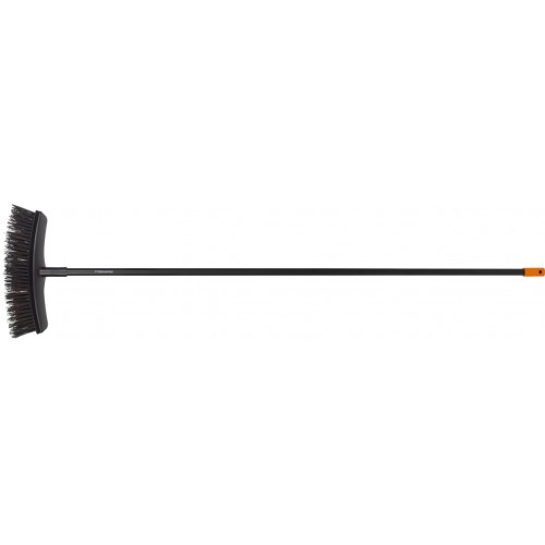 FISKARS SOLID Univerzální zahradní koště 135541 (1003467) FISKARS SOLID Univerzální zahradní koště 135541 (1003467)