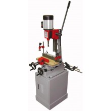 HOLZMANN Ostrohranná dlabačka (750W) STM26_230V
