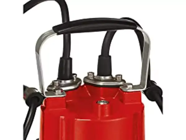 Horní strana čerpadla na znečištěnou vodu Einhell GC-DP 1340 G s držadlem.