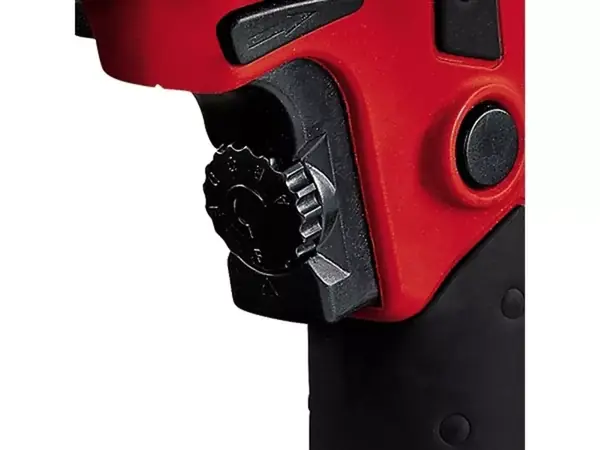 Regulační kolečko pro nastavení otáček na příklepové vrtačce Einhell TC-ID 650 E nad spínačem.