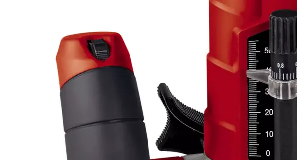 Detailní záběr ovládacího kolečka pro regulaci otáček na horní frézce Einhell TC-RO 1155 E.